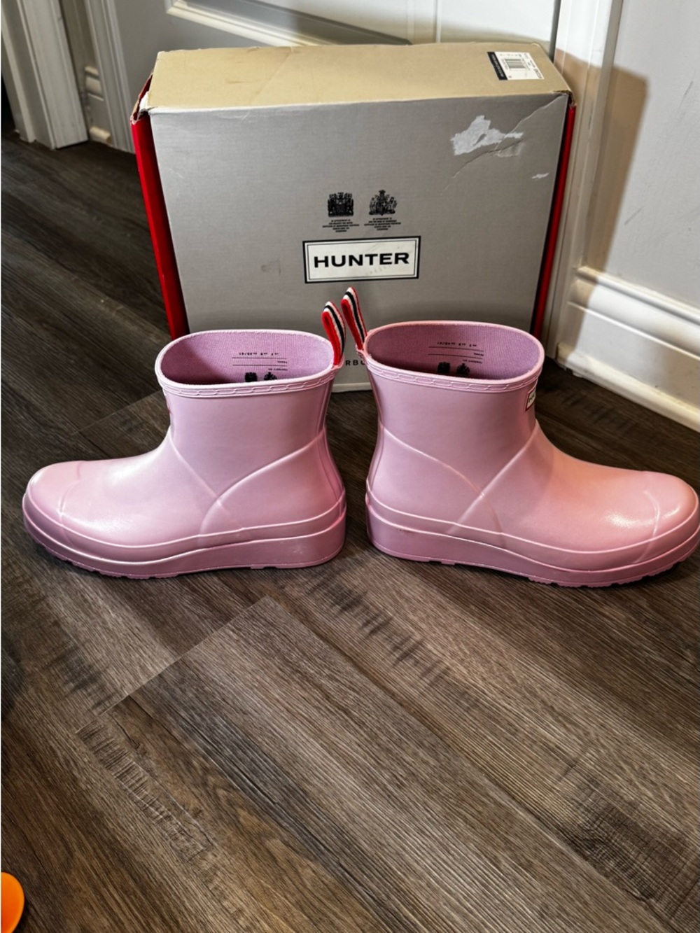 Hunter Original Play Short Nebula Rain Boots in Foxglove Pink - Picture 10 of 16
